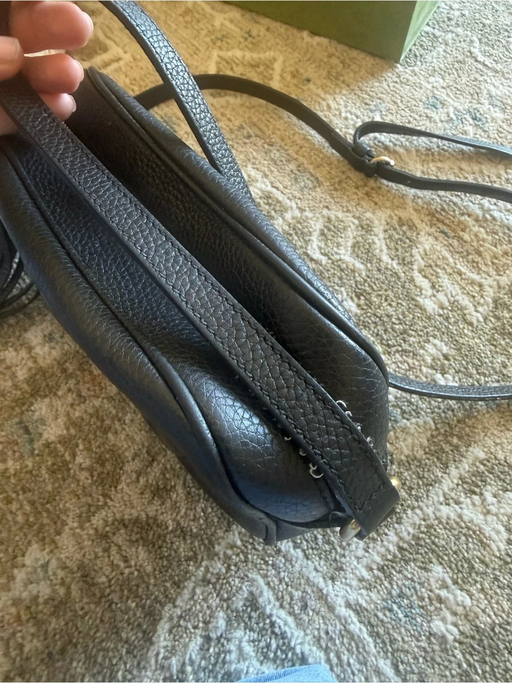 Authentic with receipt Gucci Black Pebbled Leather soho disco crossbody purse